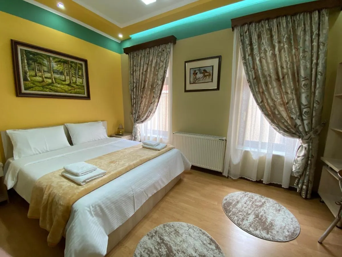Vila A Hotel Korce